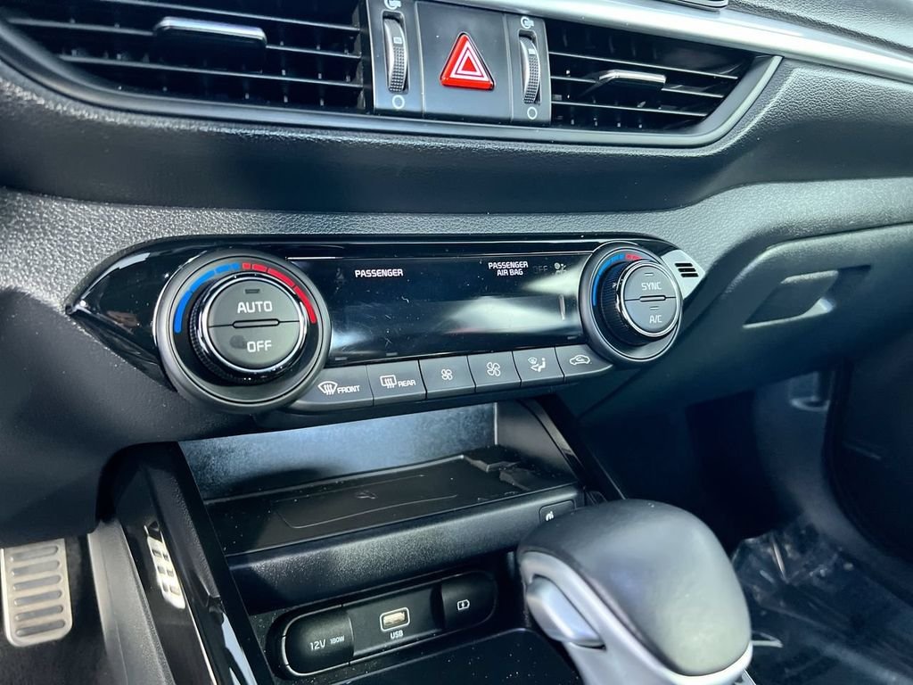 Used 2022 Black Kia GT image 20
