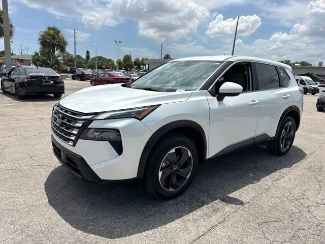 Used 2025 White Nissan SV image 7