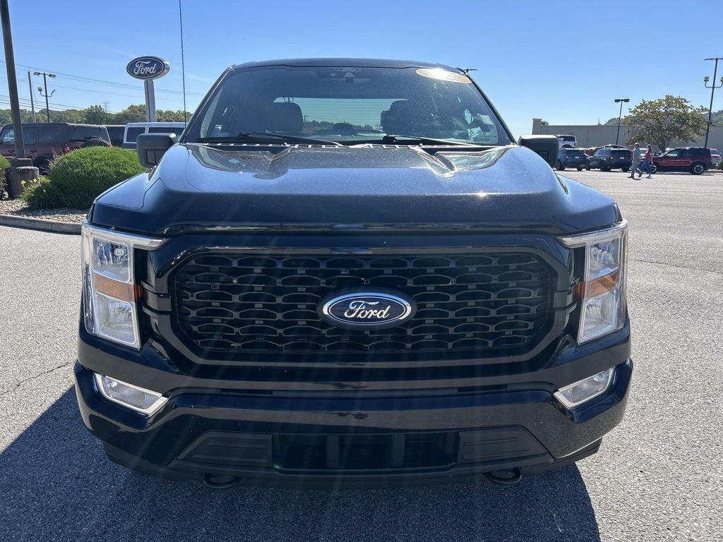 Used 2021 Black Metallic Ford XL image 9