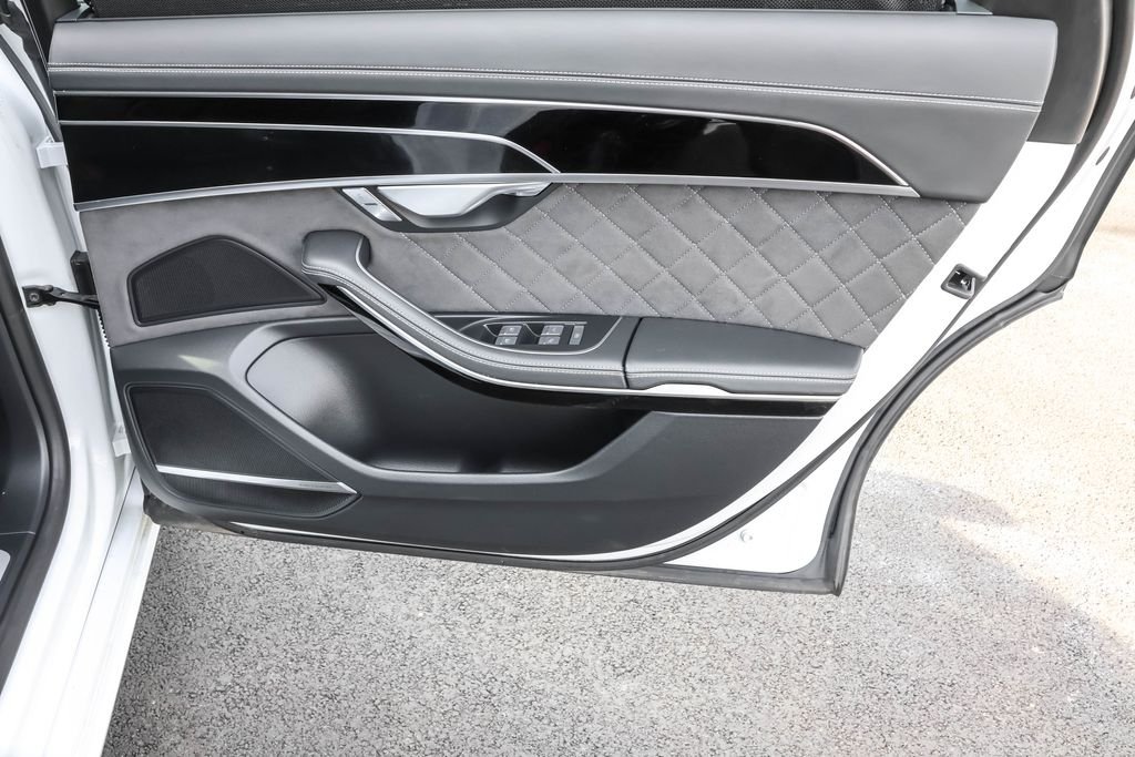 2023 Audi S8 Base - Photo 36