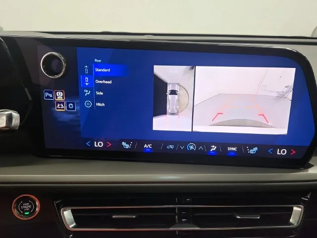 2027 Chevrolet Traverse LT - Photo 32