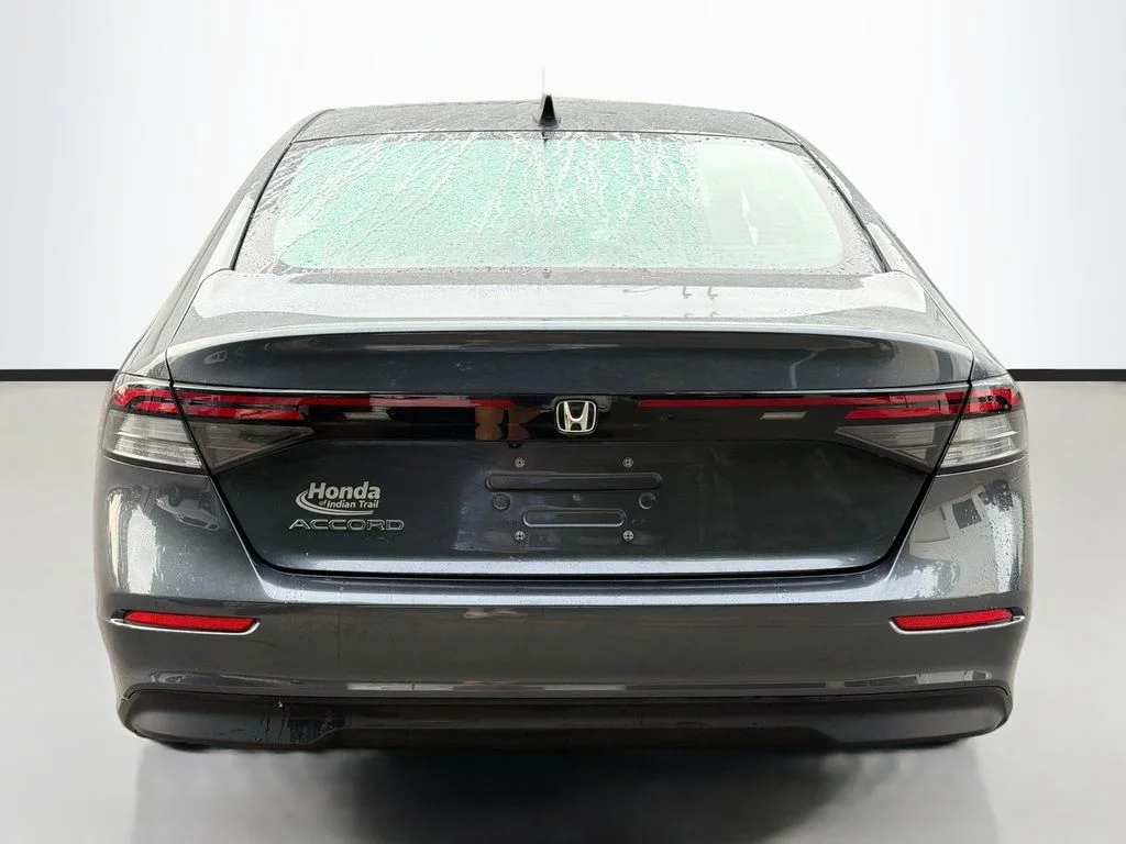 Used 2023  Honda EX image 6