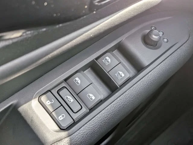 Used 2022 Diamond Black C Jeep Trailhawk image 23