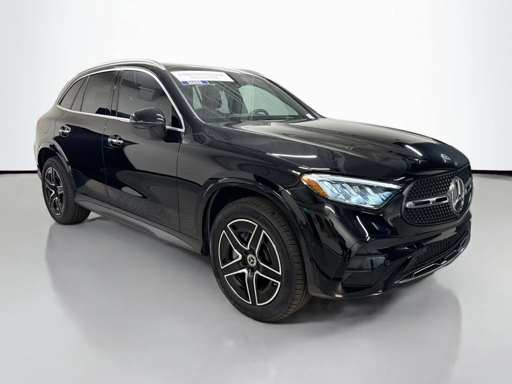 Certified Used 2026 Black Mercedes-Benz GLC 300 image 7