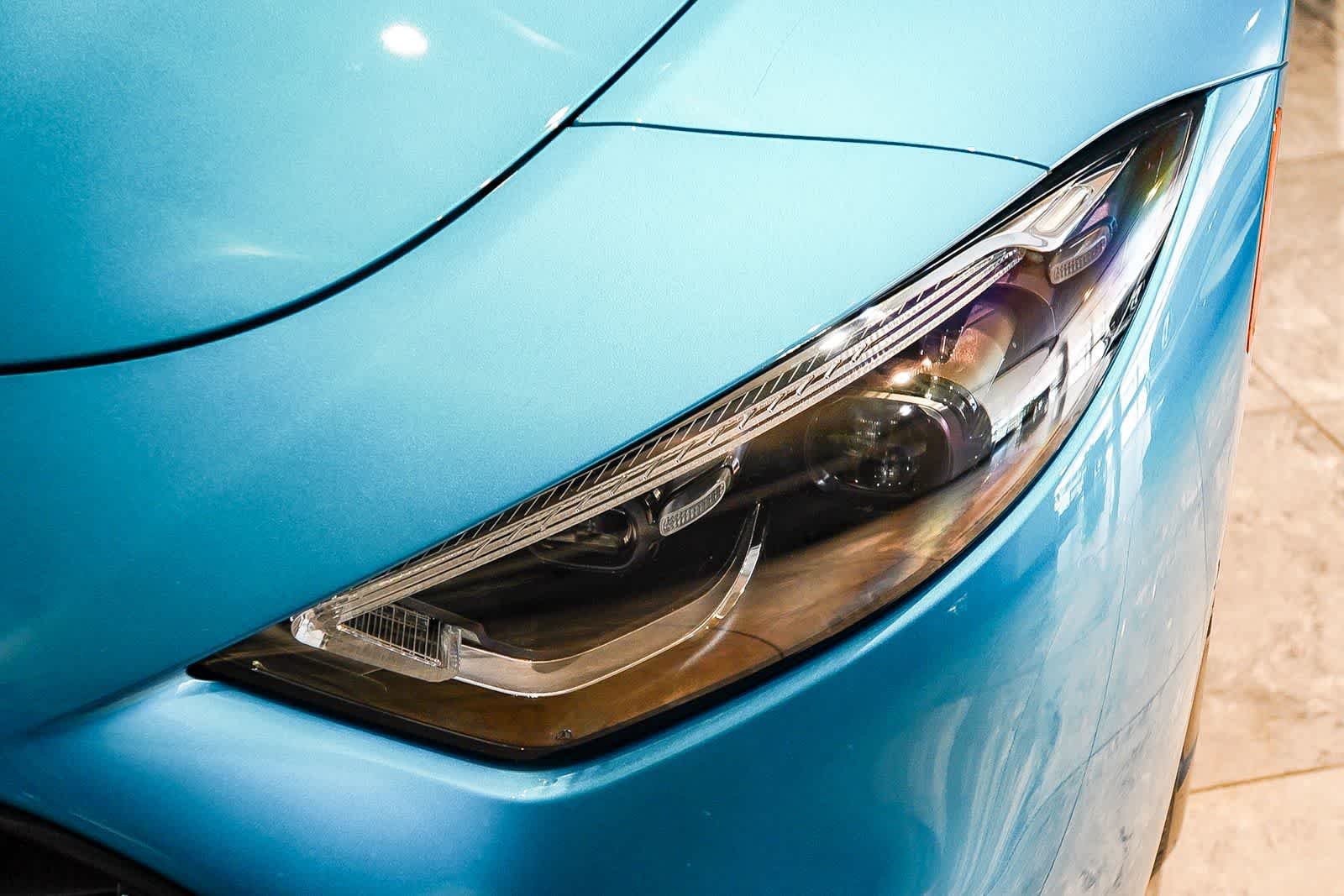 Used 2025 MANUFAKTUR Hyper Blue Metallic Mercedes-Benz AMG® SL 43 image 9
