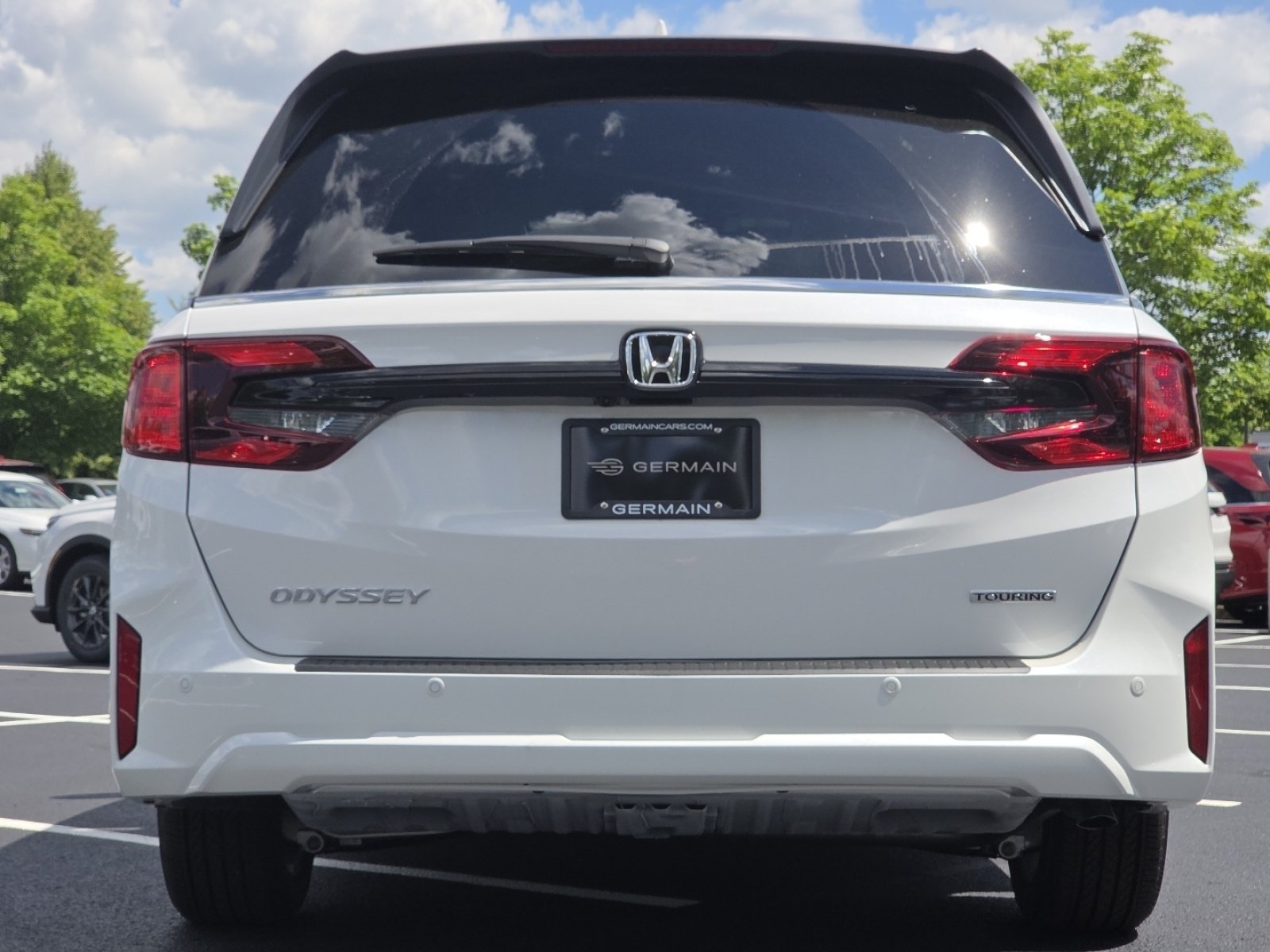 New 2026 Platinum White Pearl Honda Touring image 22