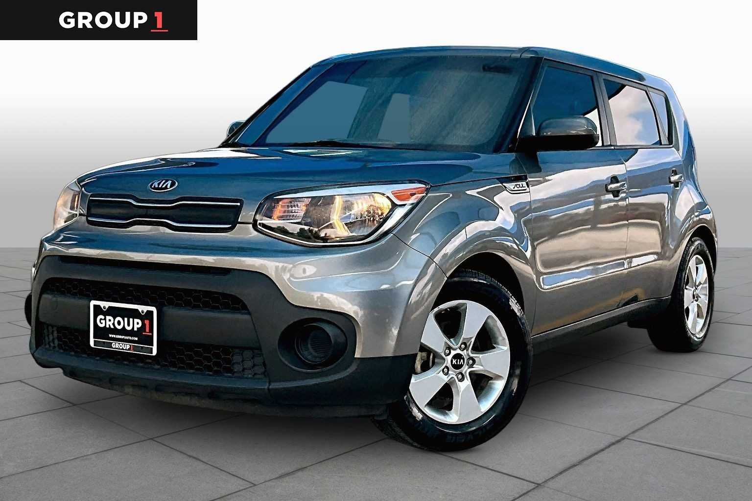 2017 Kia Soul 1.6L Base 6 A/T's photo