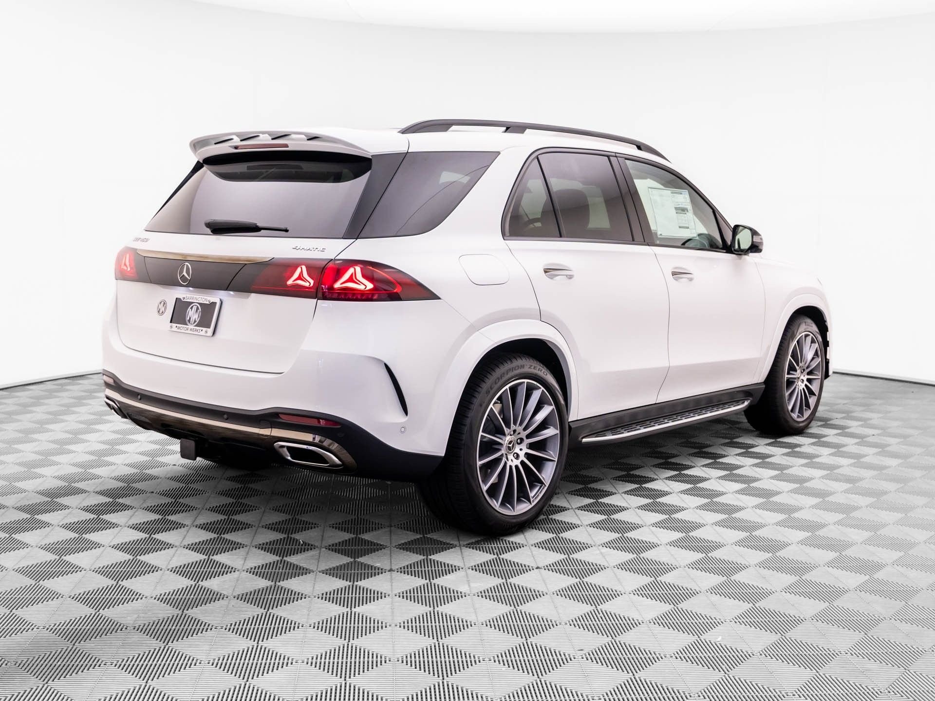 New 2027 Polar White Mercedes-Benz GLE 450 image 5