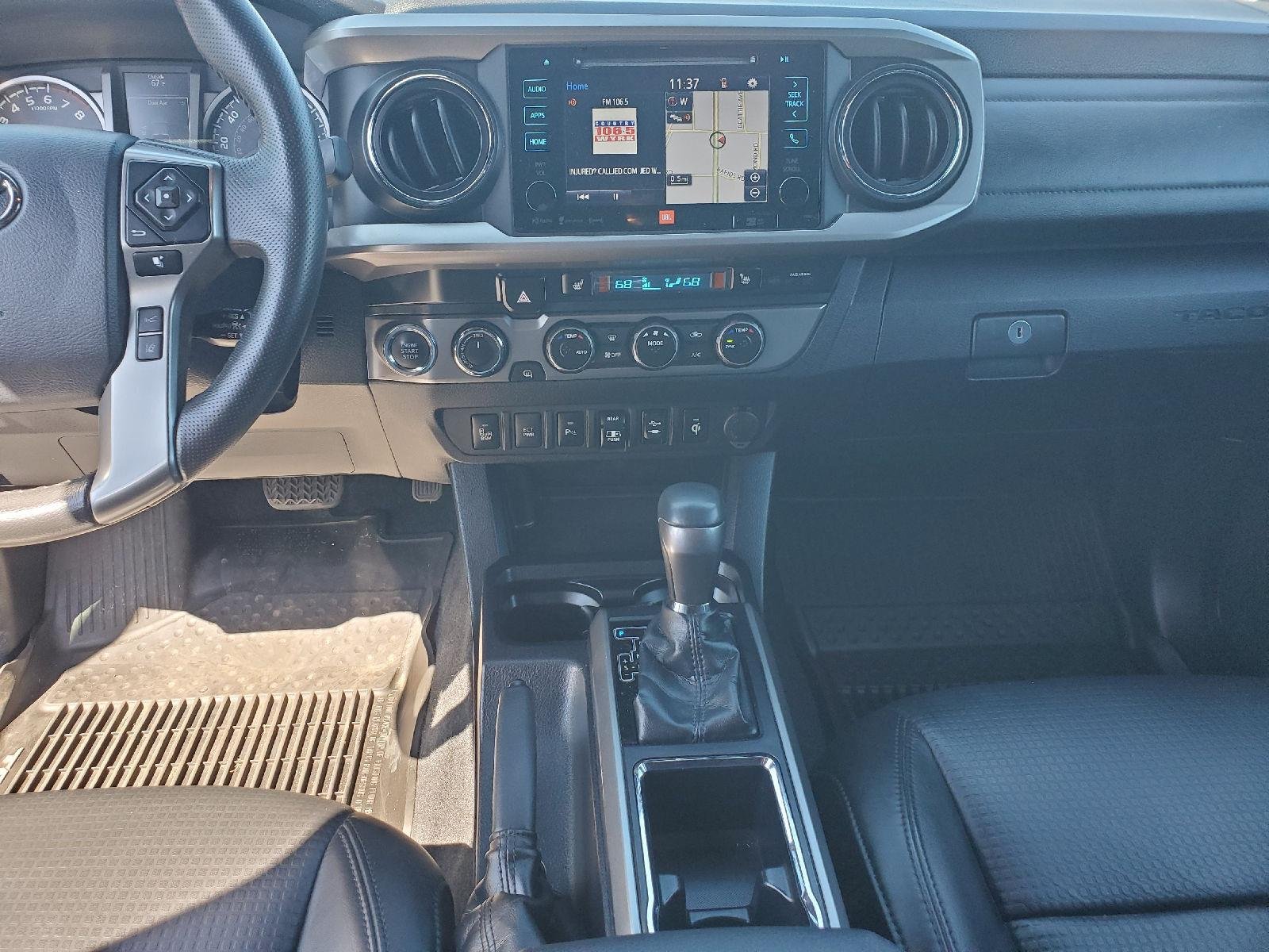 Used 2019 Midnight Black Metallic Toyota Limited image 18