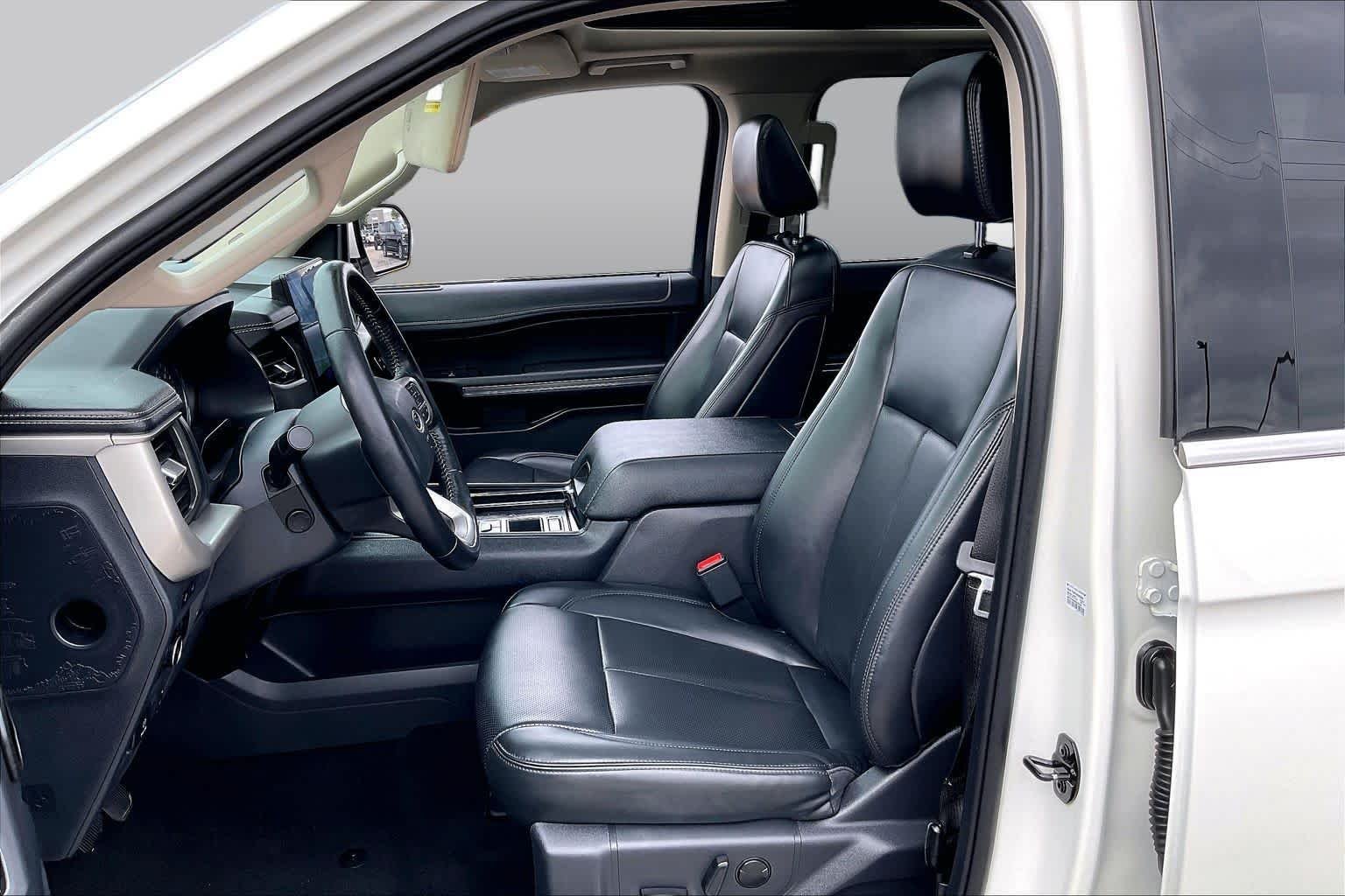 Used 2024 Star White Metallic Tri-Coat Ford XLT image 8