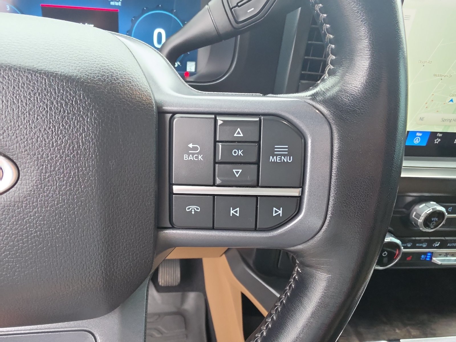 Certified Used 2023 White Metallic Ford Lariat image 26