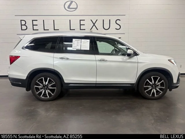Used 2021 White Honda Touring image 2