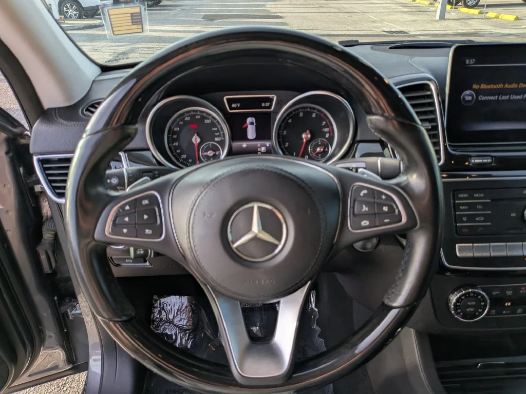 Used 2018  Mercedes-Benz GLS 550 image 28