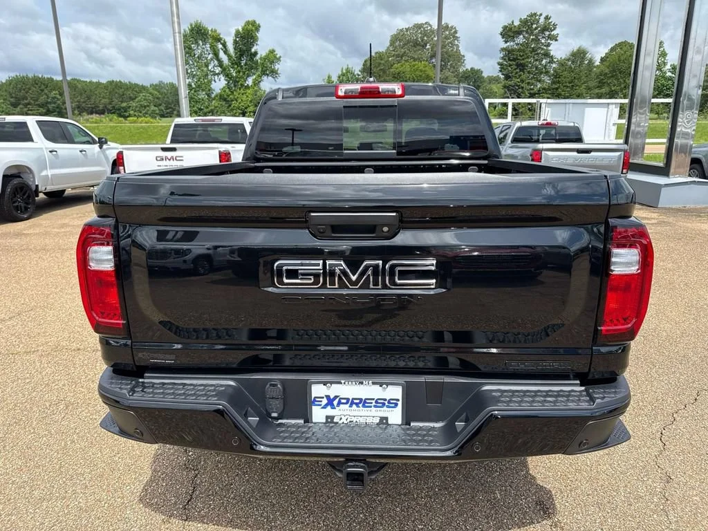 New 2026 Onyx Black GMC Elevation image 12