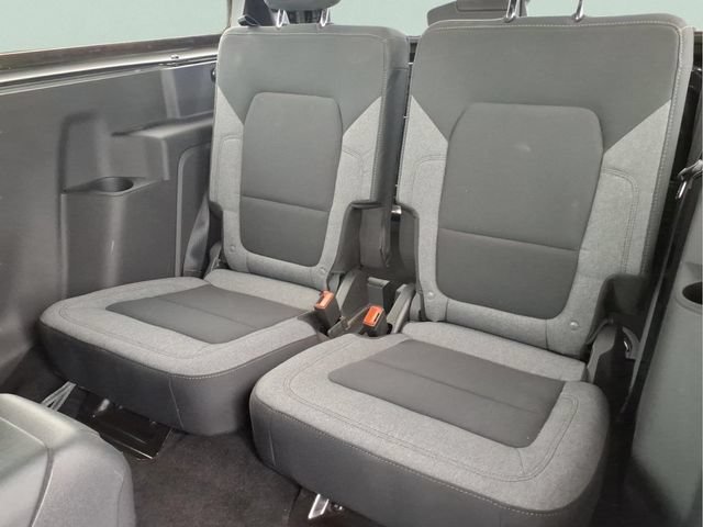 Used 2023  Ford Base image 20