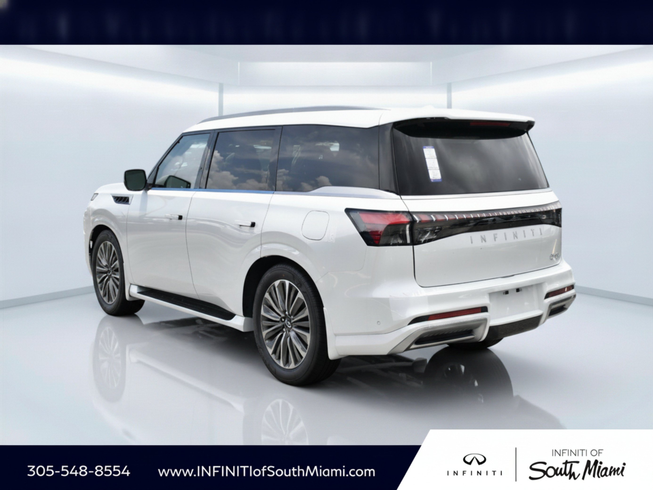 New 2026 RADIANT WHITE INFINITI Luxe 2WD image 6