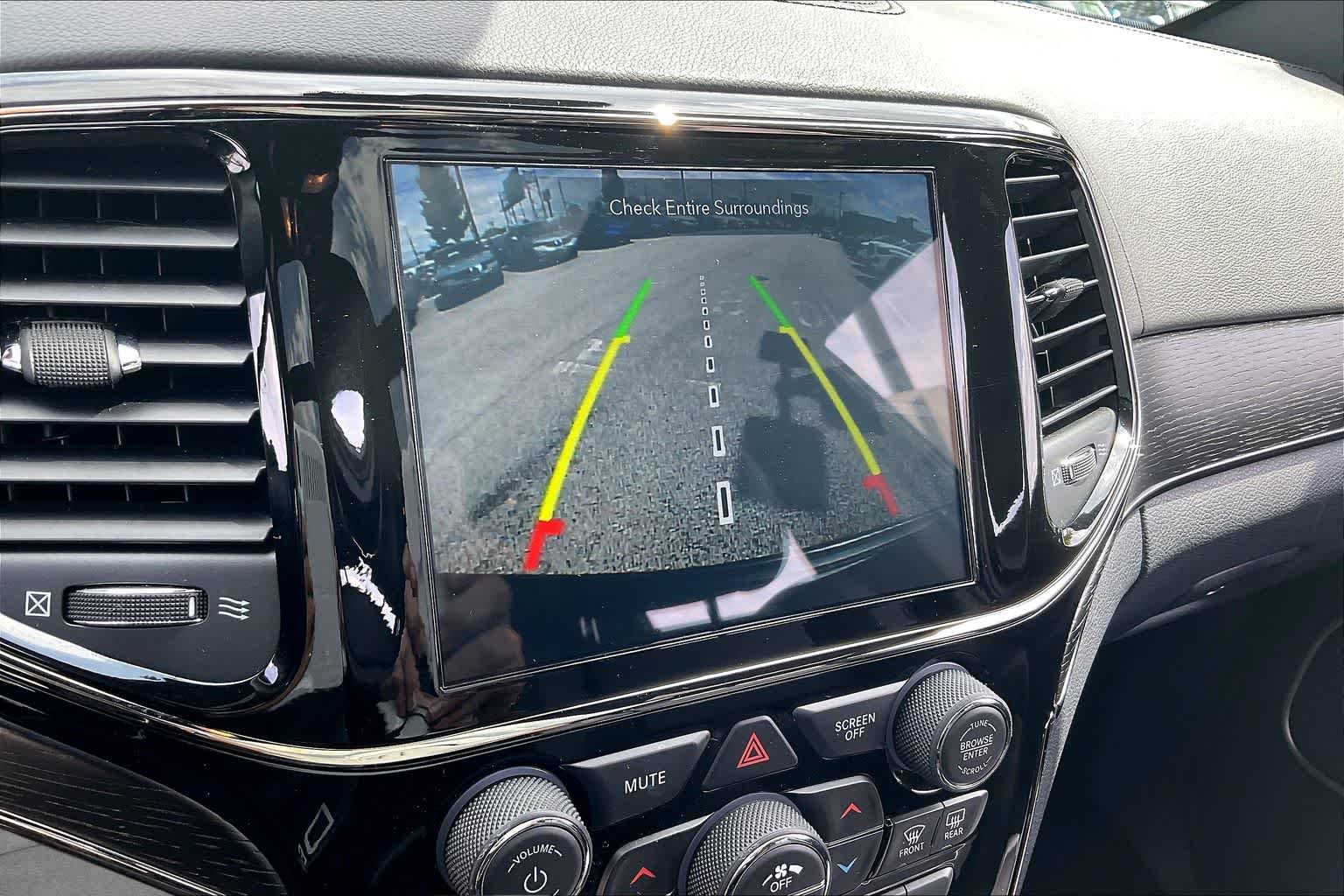 Used 2020 Diamond Black Crystal Pearlcoat Jeep High Altitude image 28