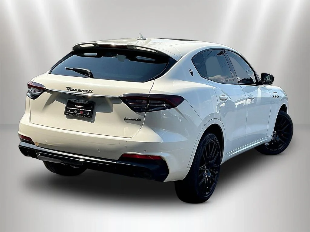 Used 2022 Bianco Maserati Modena image 6