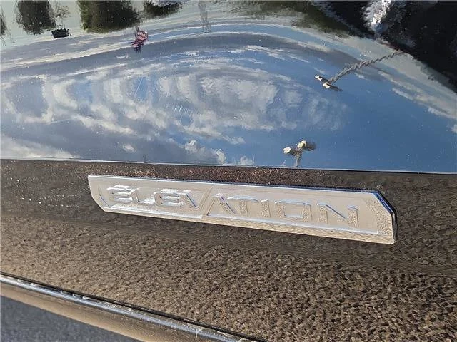New 2026 Onyx Black GMC Elevation image 8