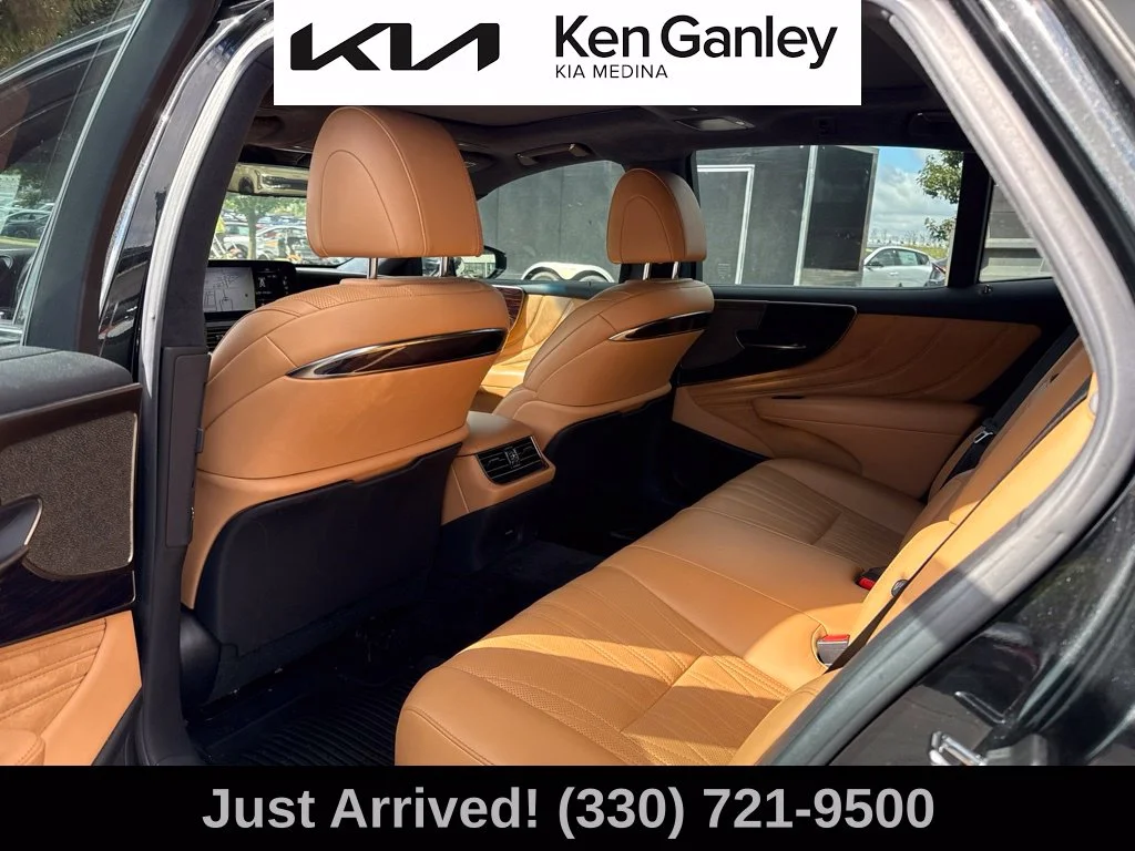 Used 2021 Black Lexus 500 Base image 11