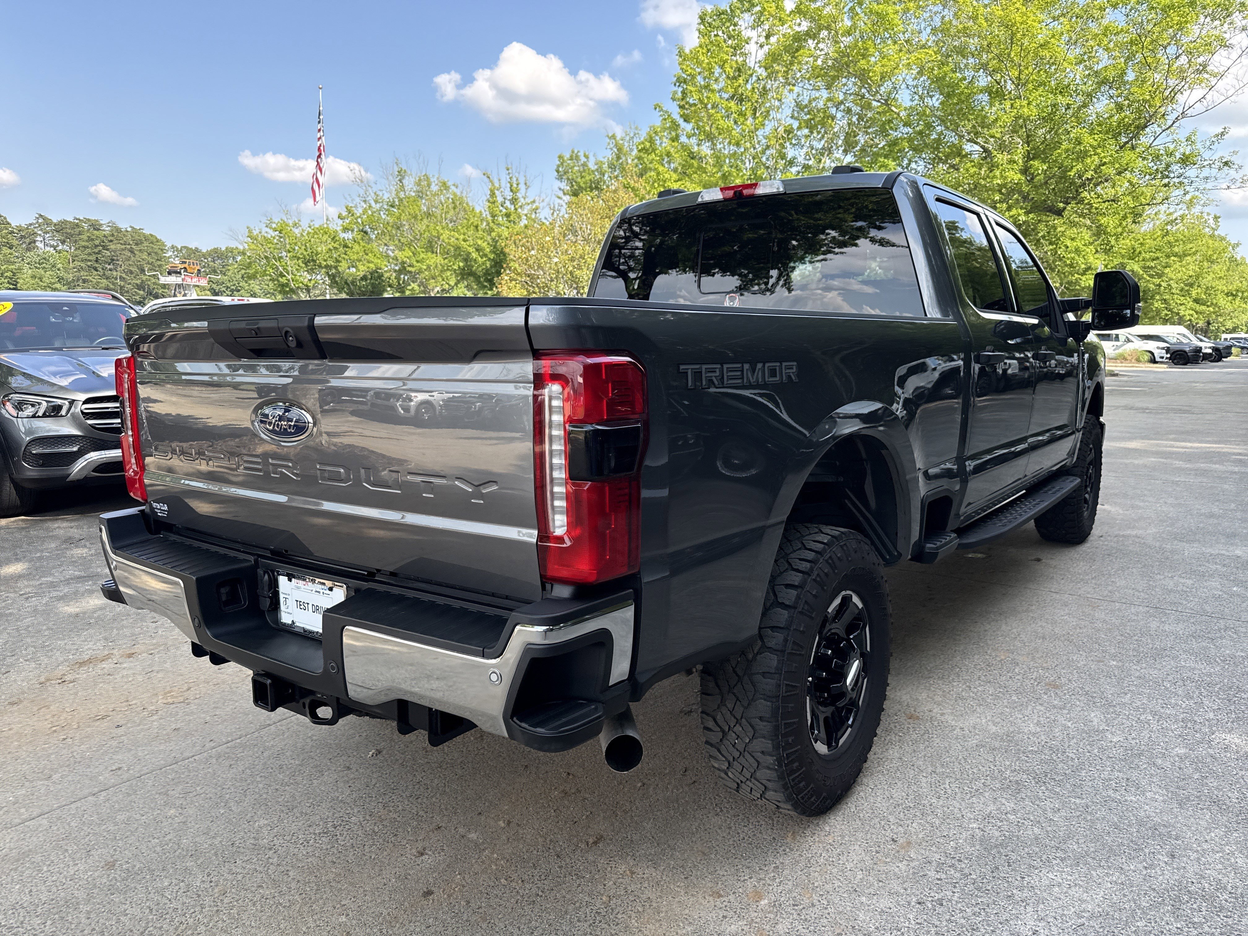 Used 2025 Gray Metallic Ford XLT image 7