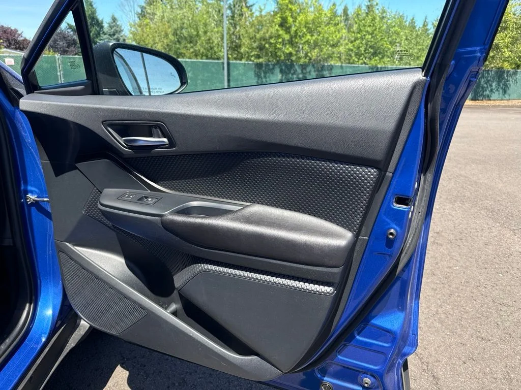 Used 2018 Blue Eclipse Metallic Toyota XLE Premium image 24