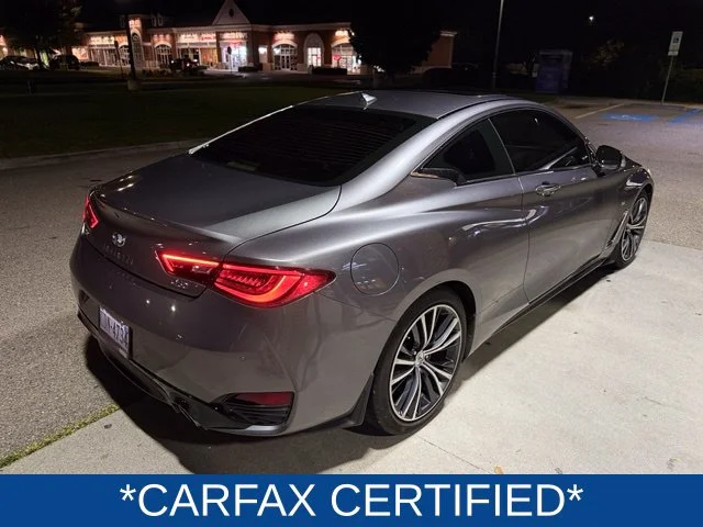 Used 2017 Gray INFINITI 3.0t Premium image 3