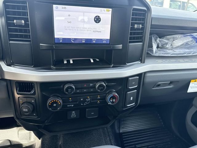 New 2026 Oxford White Ford F-450® XL image 9