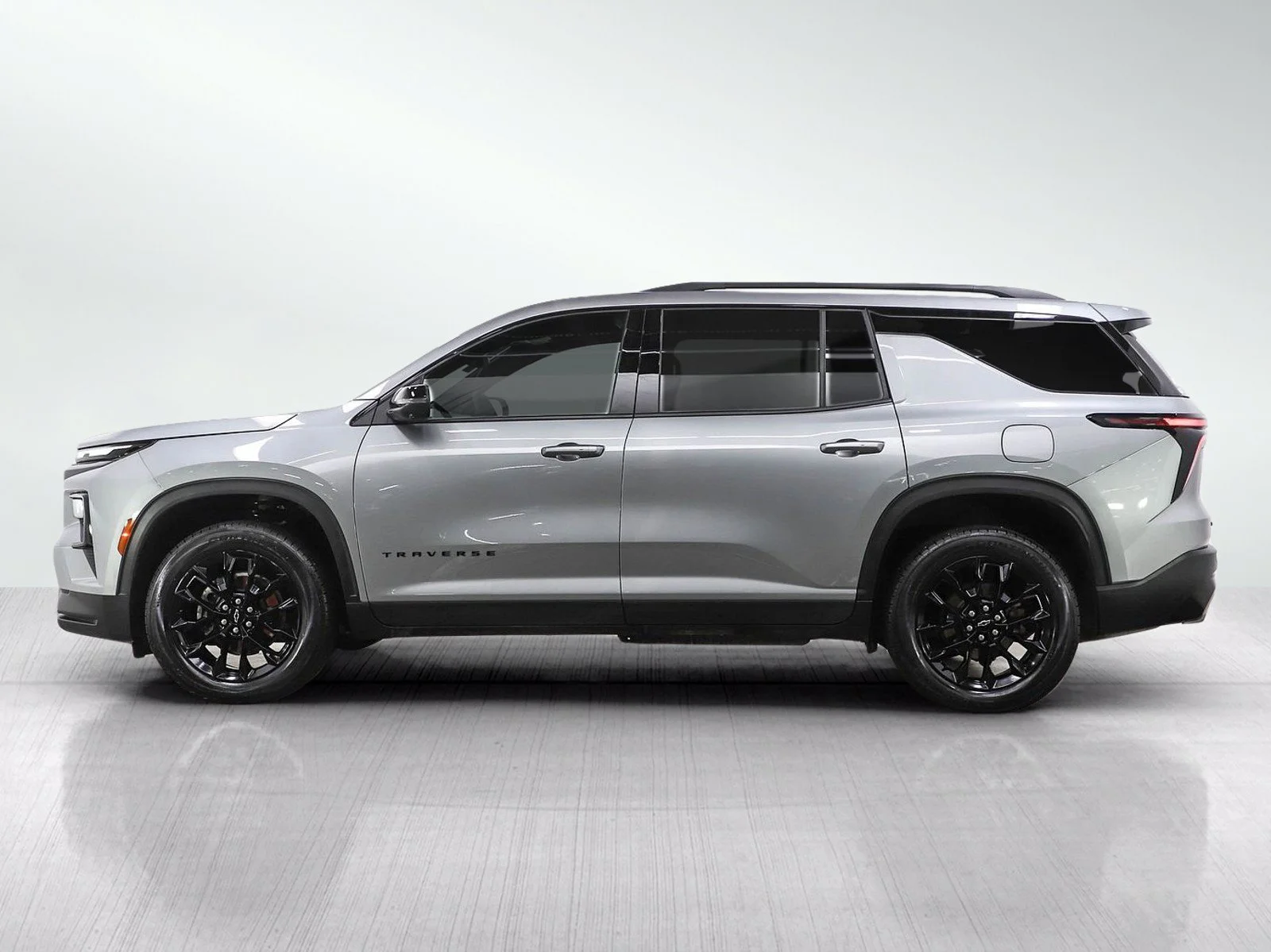 Used 2026 Chevrolet Traverse LT with VIN 1GNEVGKS3TJ113056 for sale in Wayzata, Minnesota