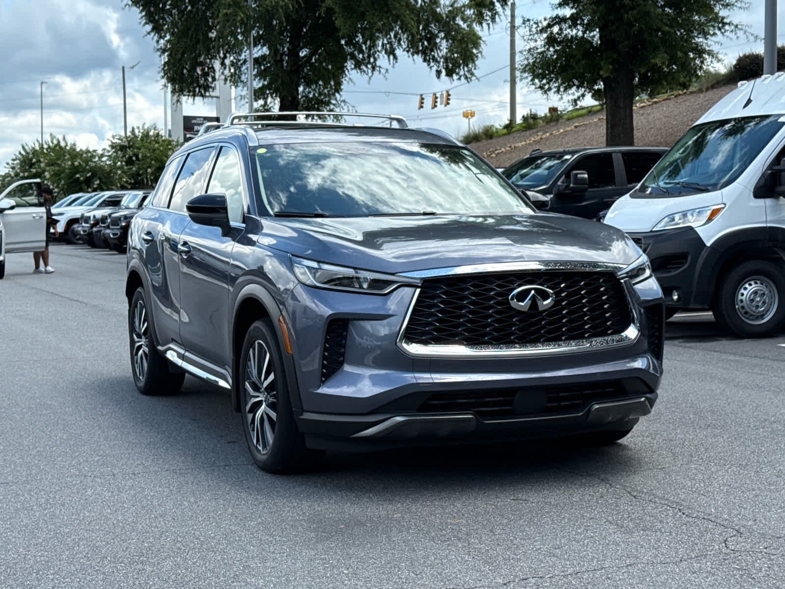 Used 2025 Moonbow Blue INFINITI SENSORY image 2