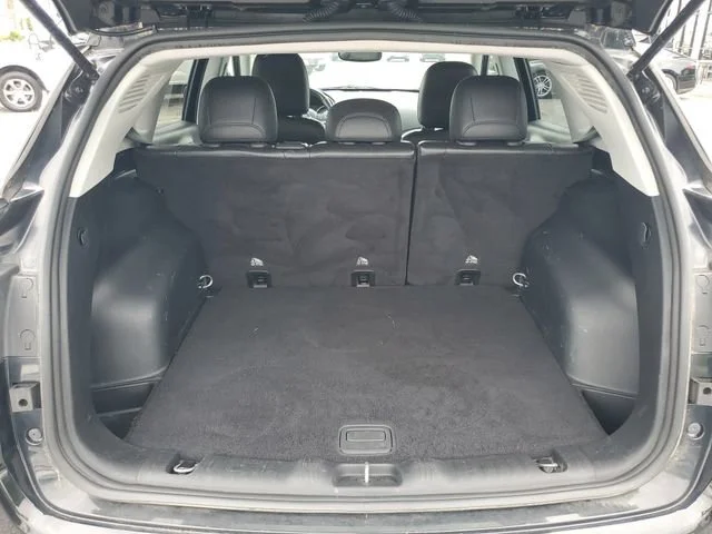 Used 2018 Diamond Black C Jeep Altitude image 26