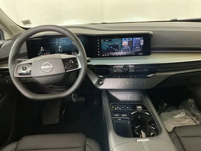 New 2025 Blue Nissan SL image 15