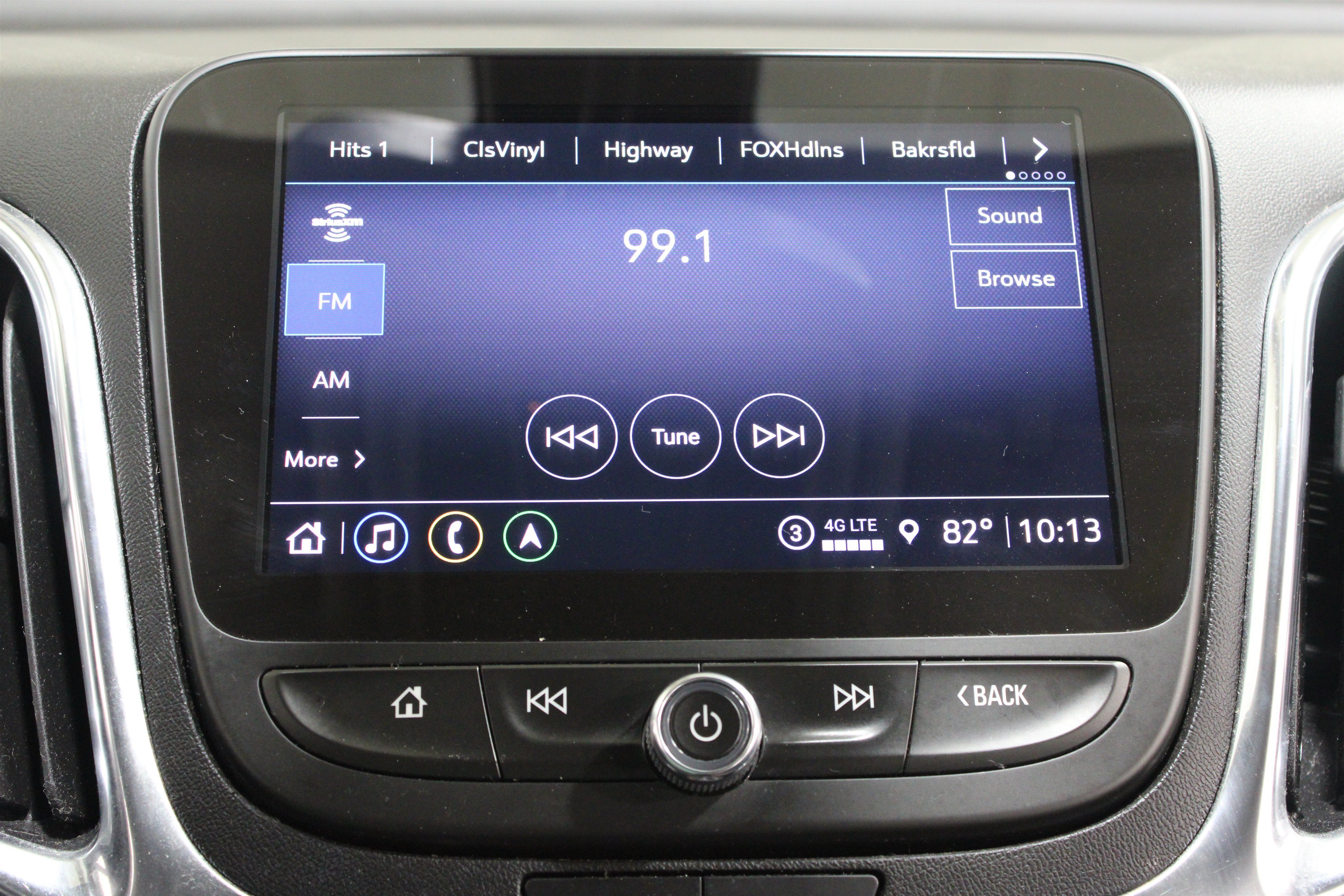 Used 2022 Iron Gray Metallic Chevrolet LT image 14