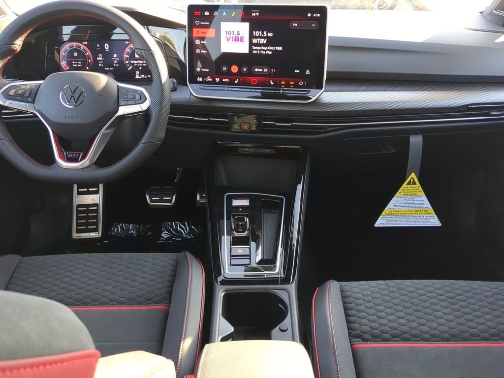 2026 Volkswagen Golf GTI SE - Photo 14