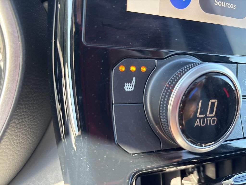 Used 2023 Silver Toyota XLE image 34