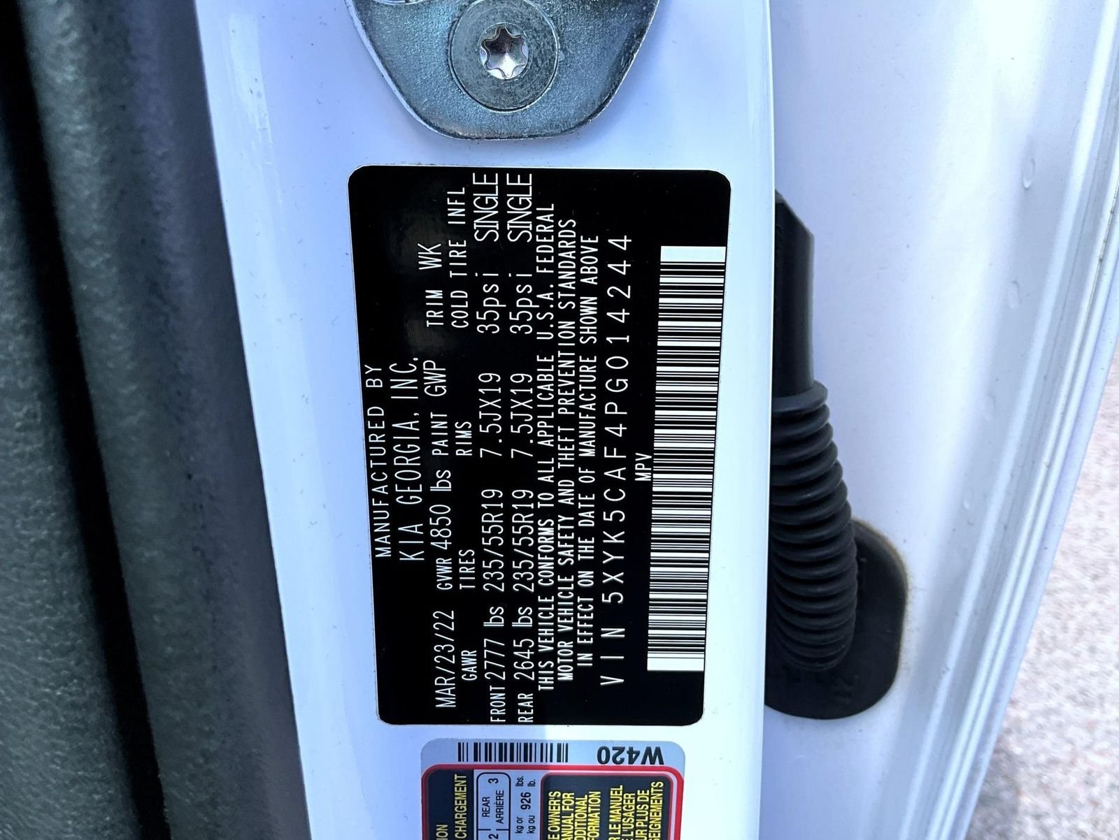 Used 2023 White Kia SX-Prestige image 25