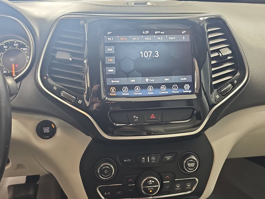 Used 2020 White Jeep Limited 4x4 image 26