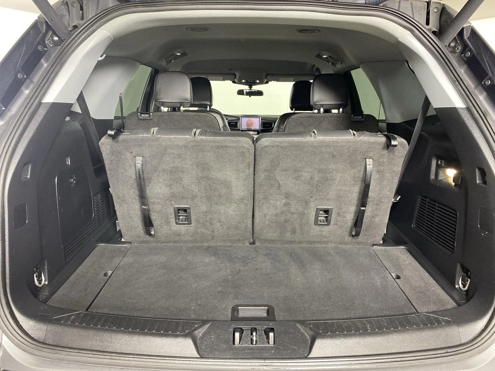 Used 2023 Carbonized Gray Ford XLT image 25