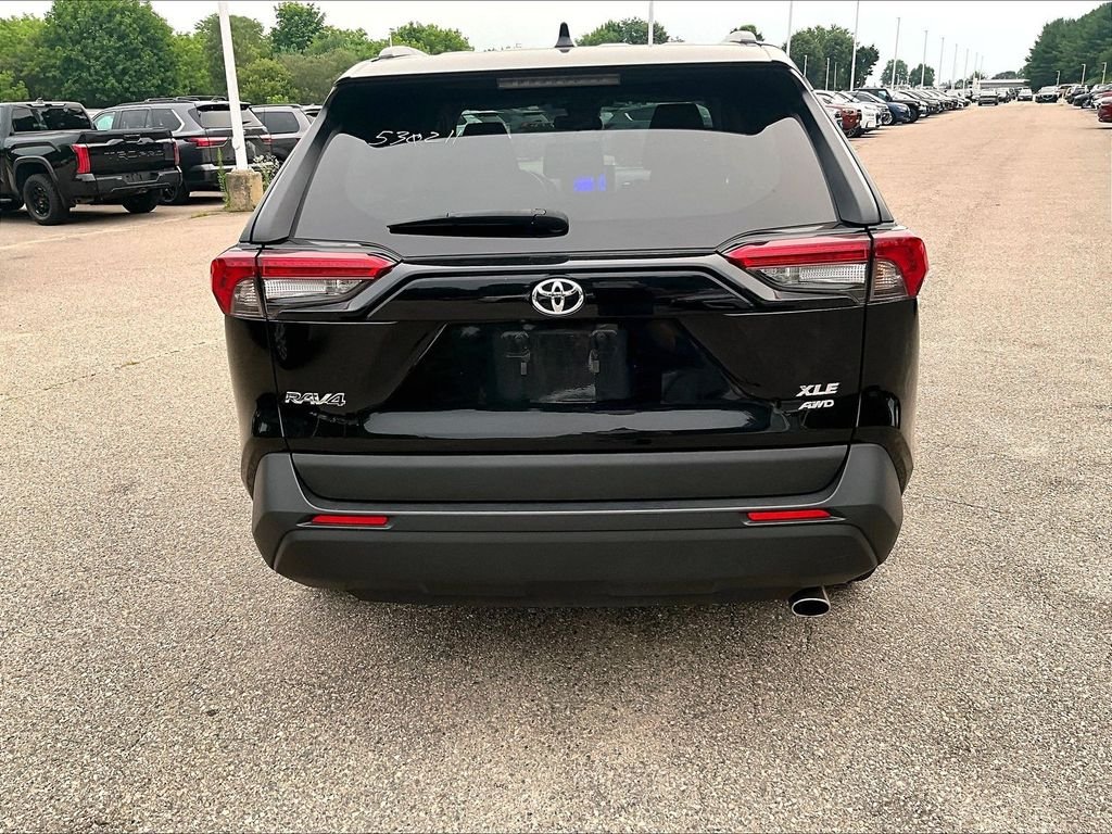 Used 2025 Black Toyota XLE image 10