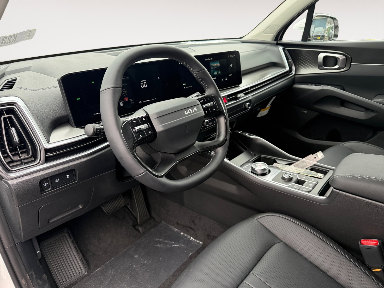 New 2026 Snow White Pearl Kia EX image 15