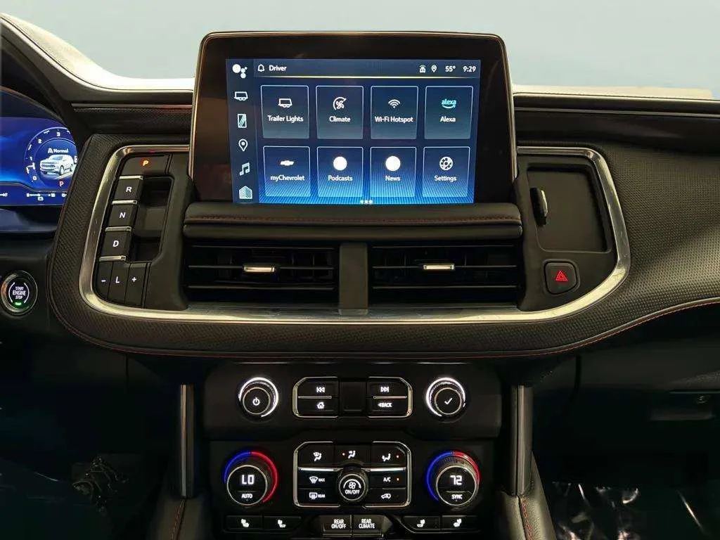 2024 Chevrolet Suburban RST - Photo 13