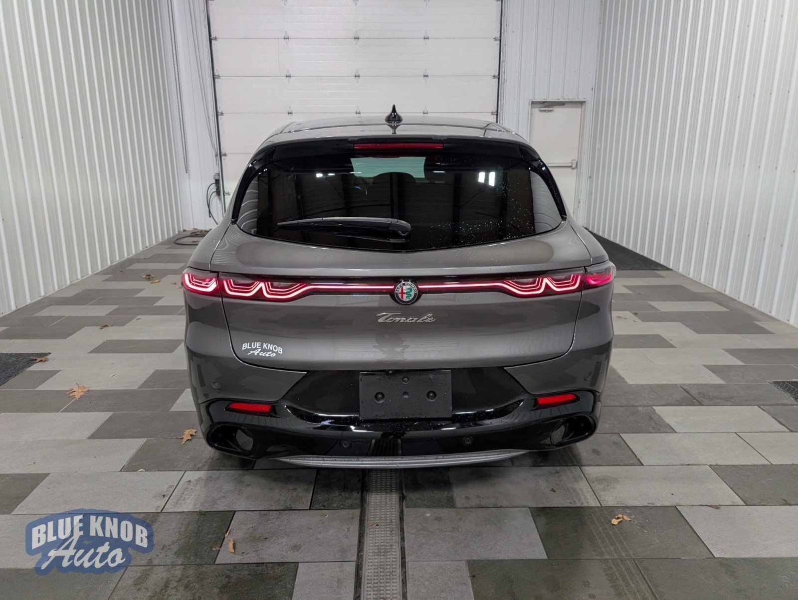 2024 Alfa Romeo Tonale Ti photo 3