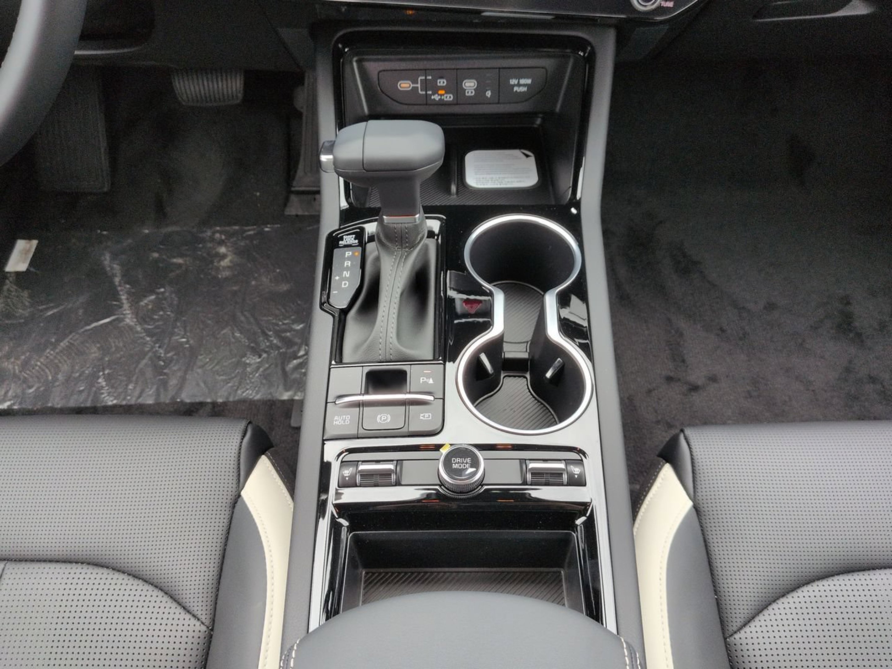 New 2026 Snow White Pearl Kia GT-Line FWD image 33