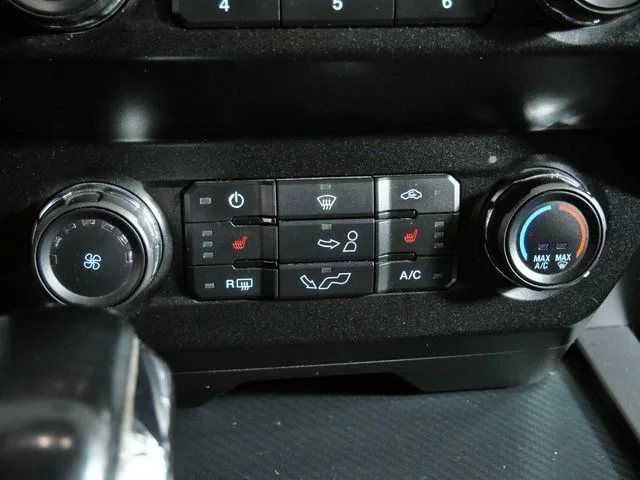Used 2019 Red Ford XLT image 22