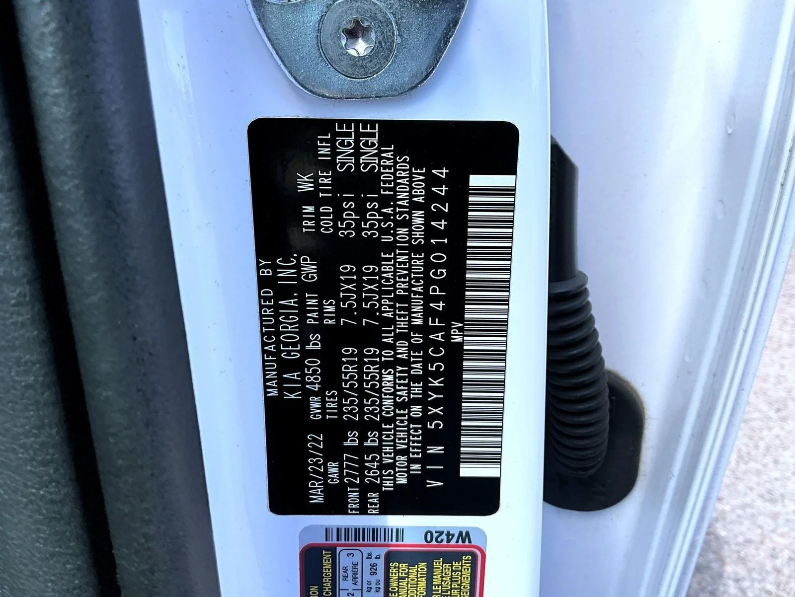 Used 2023 White Kia SX-Prestige image 25