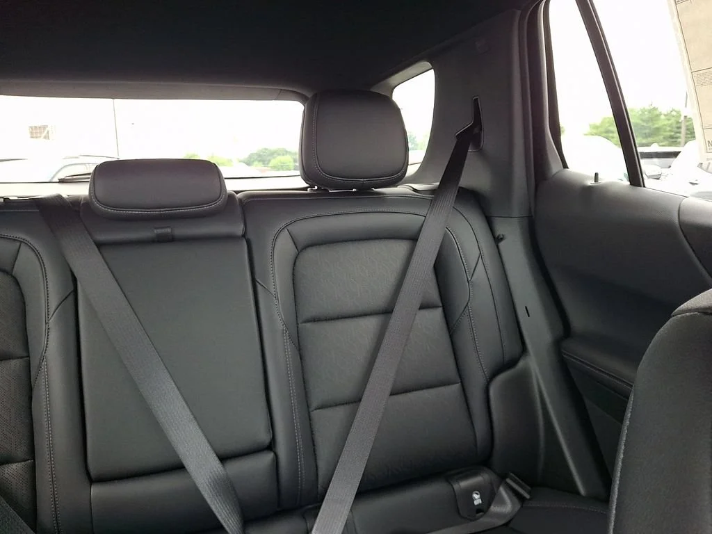 New 2027 Sterling Gray Metallic Chevrolet LT image 15