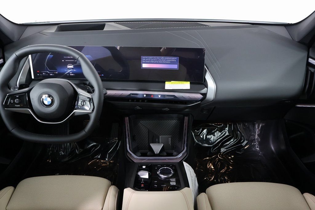 New 2026 Mineral White Metallic BMW 30 xDrive image 4