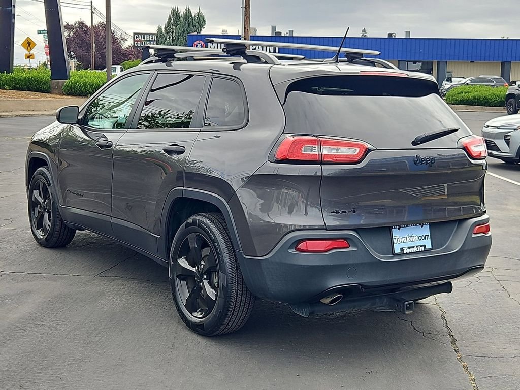 Used 2016 Granite Crystal Metallic Clearcoat Jeep Sport image 4