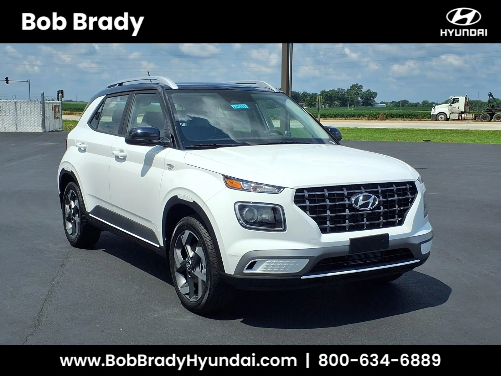 New 2026 Lunar White/Black Roof Hyundai SEL image 1