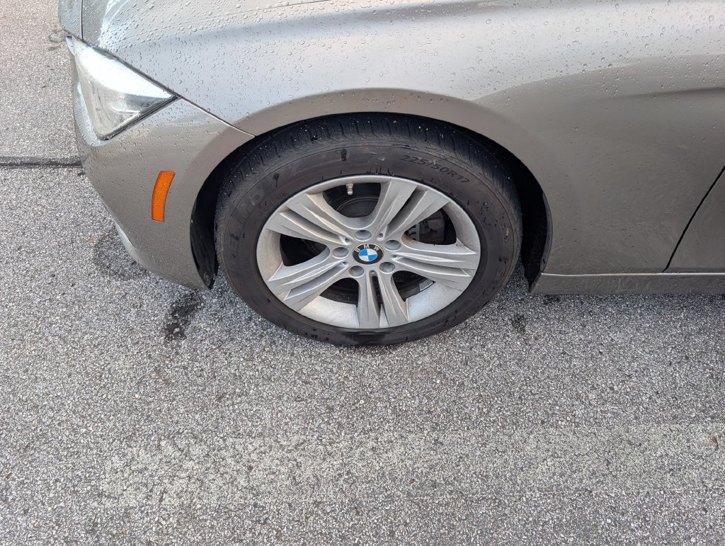 Used 2017 Silver BMW 330i image 5